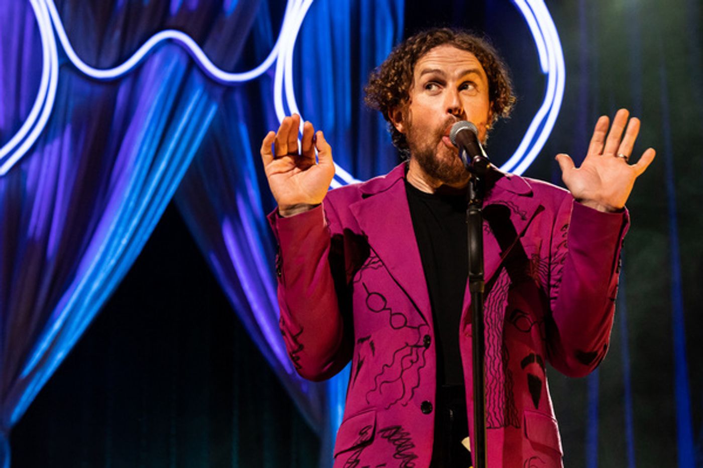 Photos: DEAR BILLY Hits The Road As Scottish Tour Begins Photos: DEAR BILLY Hits The Road As Scottish Tour Begins Image