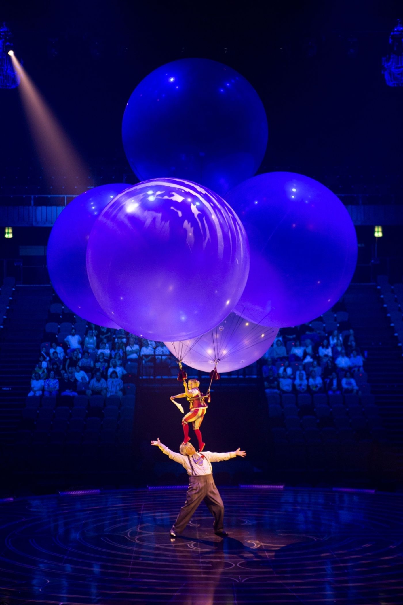 Review: Cirque du Soleil's CORTEO At T-Mobile Center  Image