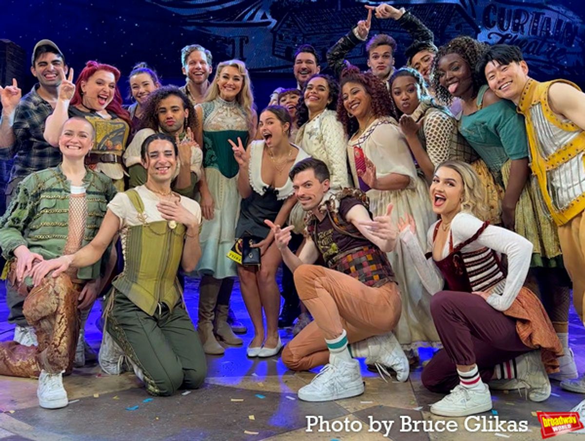 Addison Rae poses with Betsy Wolfe, Stark Sands, Lorna Courtney, Paulo Szot, Melanie La Barrie, Ben Jackson Walker, Justin David Sullivan and The Cast of '&Juliet' at 