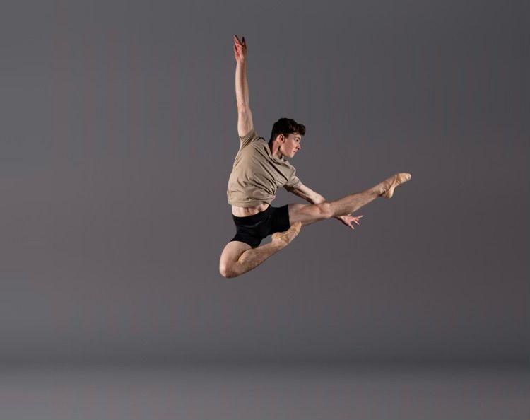 Interview: Brodie Donougher A REAL LIFE BILLY ELLIOT STORY!  Image