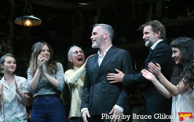 Millicent Simmonds, Claire Karpen, Laurie Metcalf, Playwright Levi Holloway, Paul Spa Photo