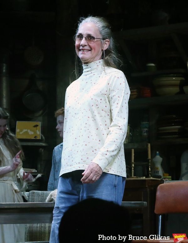 Laurie Metcalf Photo