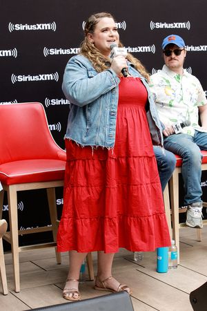 Bonnie Milligan @ BroadwayWorld Bonnie Milligan Photo