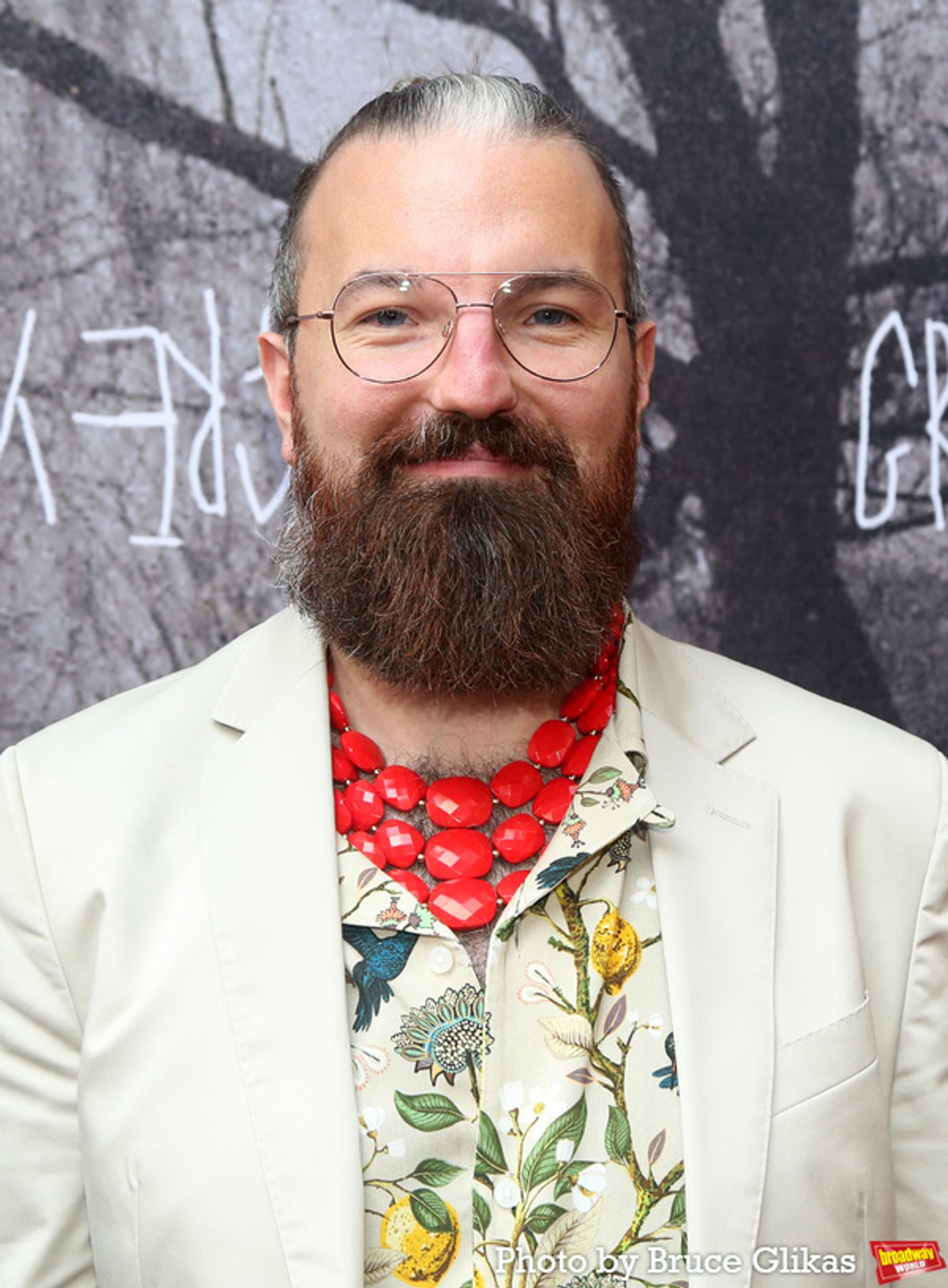 Photos: See Jim Parsons, Rose Byrne, Zachary Quinto & More at GREY HOUSE Opening Night  Image