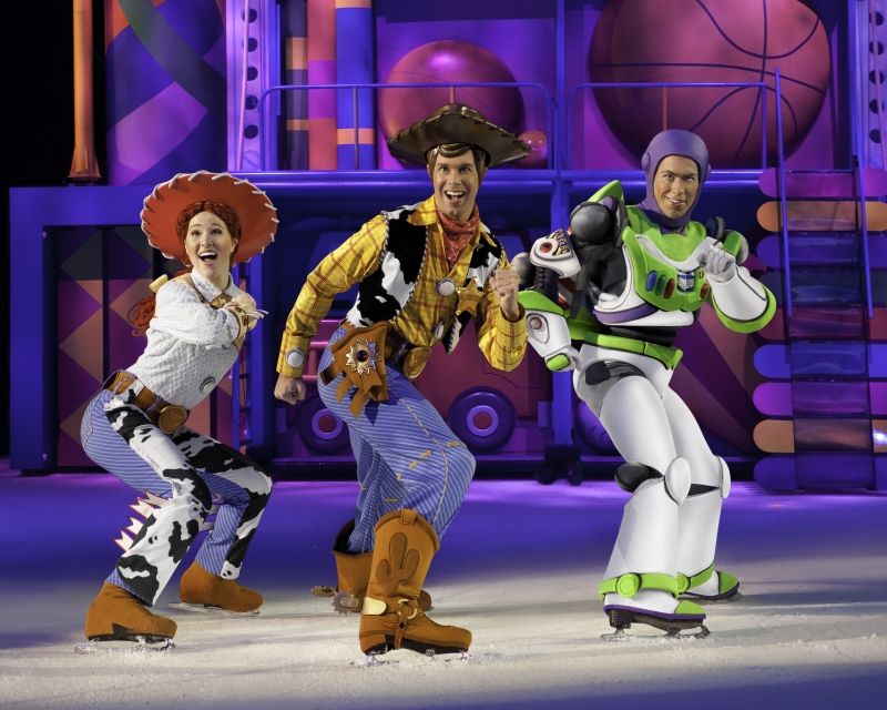 Celebrating 100 Years of Excitement DISNEY ON ICE Tours Brazil  Image