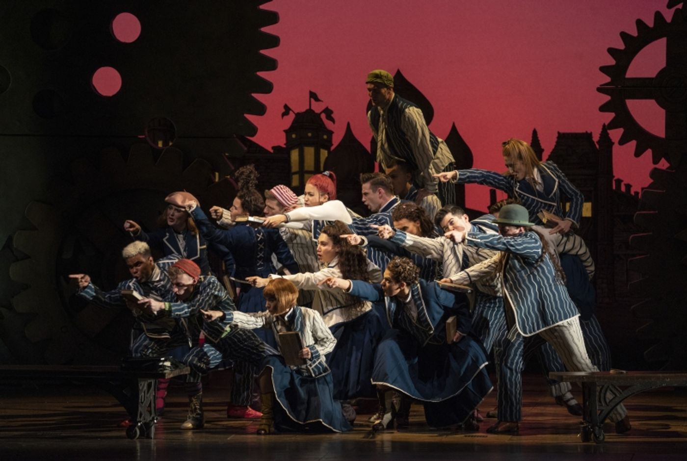 Review: WICKED THE MUSICAL at Hobby Center For The Performing Arts  Image