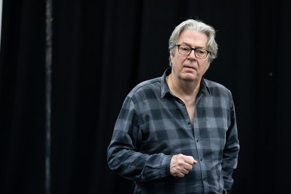 Roger Allam Photo