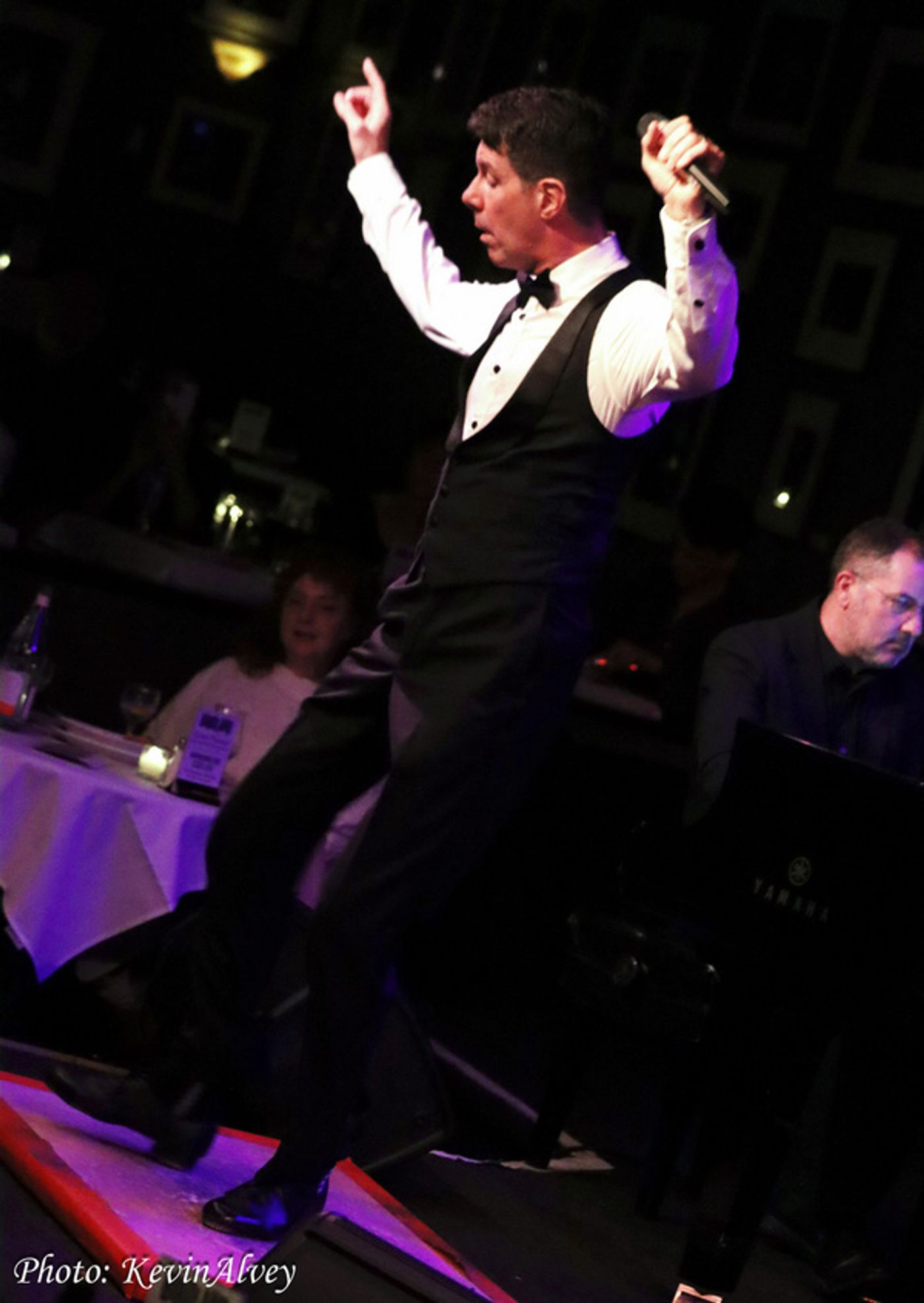 Photos: Gavin Lee Celebrates Fred Astaire at Birdland  Image