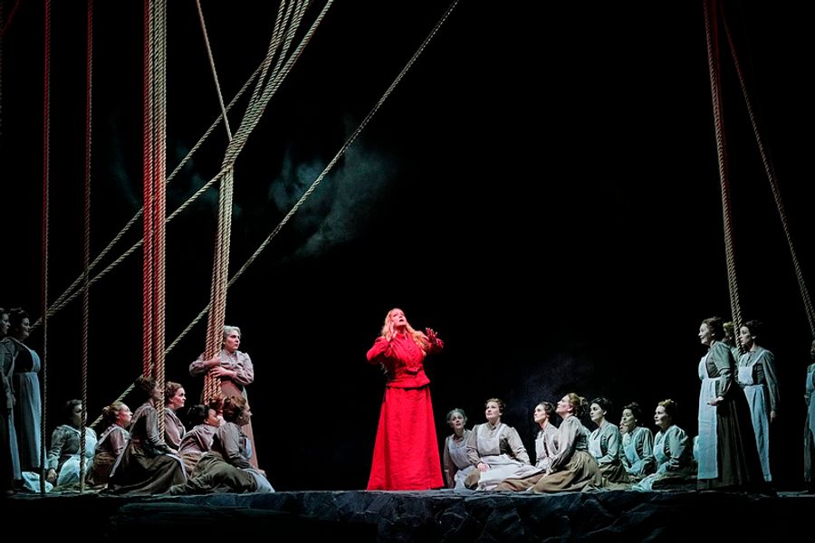 Review: THE FLYING DUTCHMAN at Metropolitan Opera Image