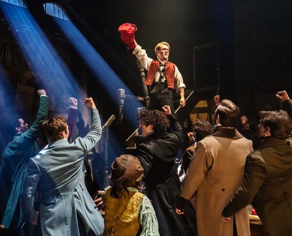 Photos: See the New Images of LES MISERABLES in the West End — photo 7 of 8