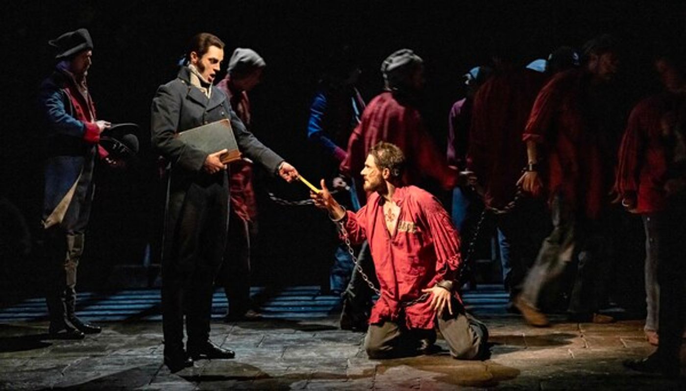 Photos: See the New Images of LES MISERABLES in the West End  Image
