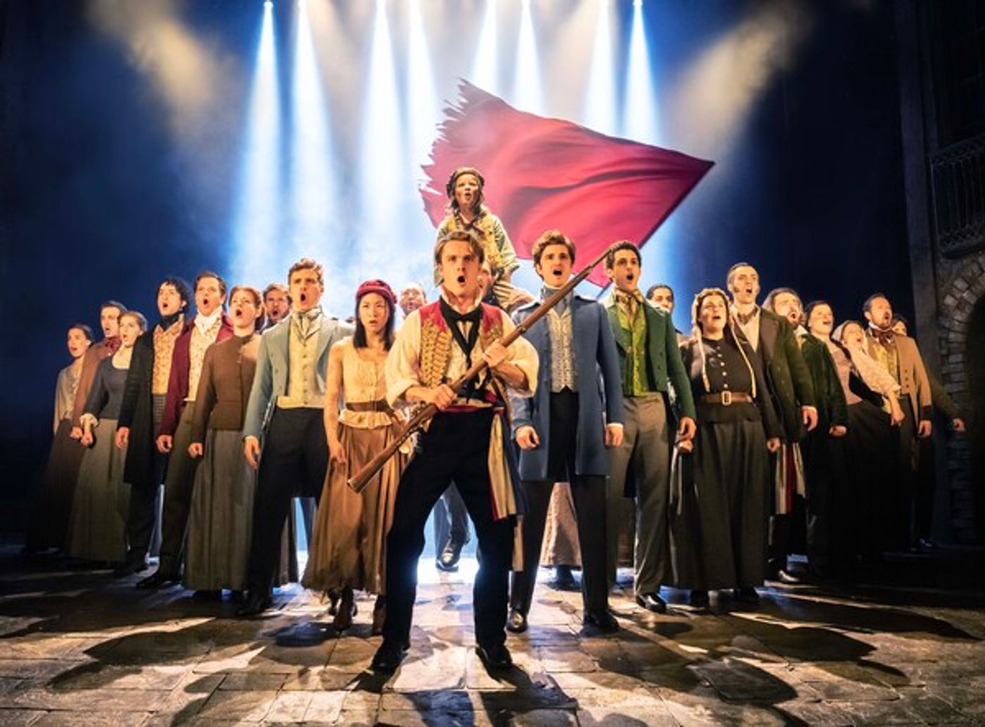 Photos: See the New Images of LES MISERABLES in the West End  Image