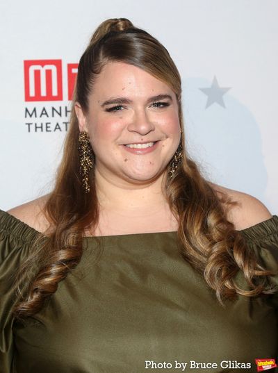 Bonnie Milligan Photo