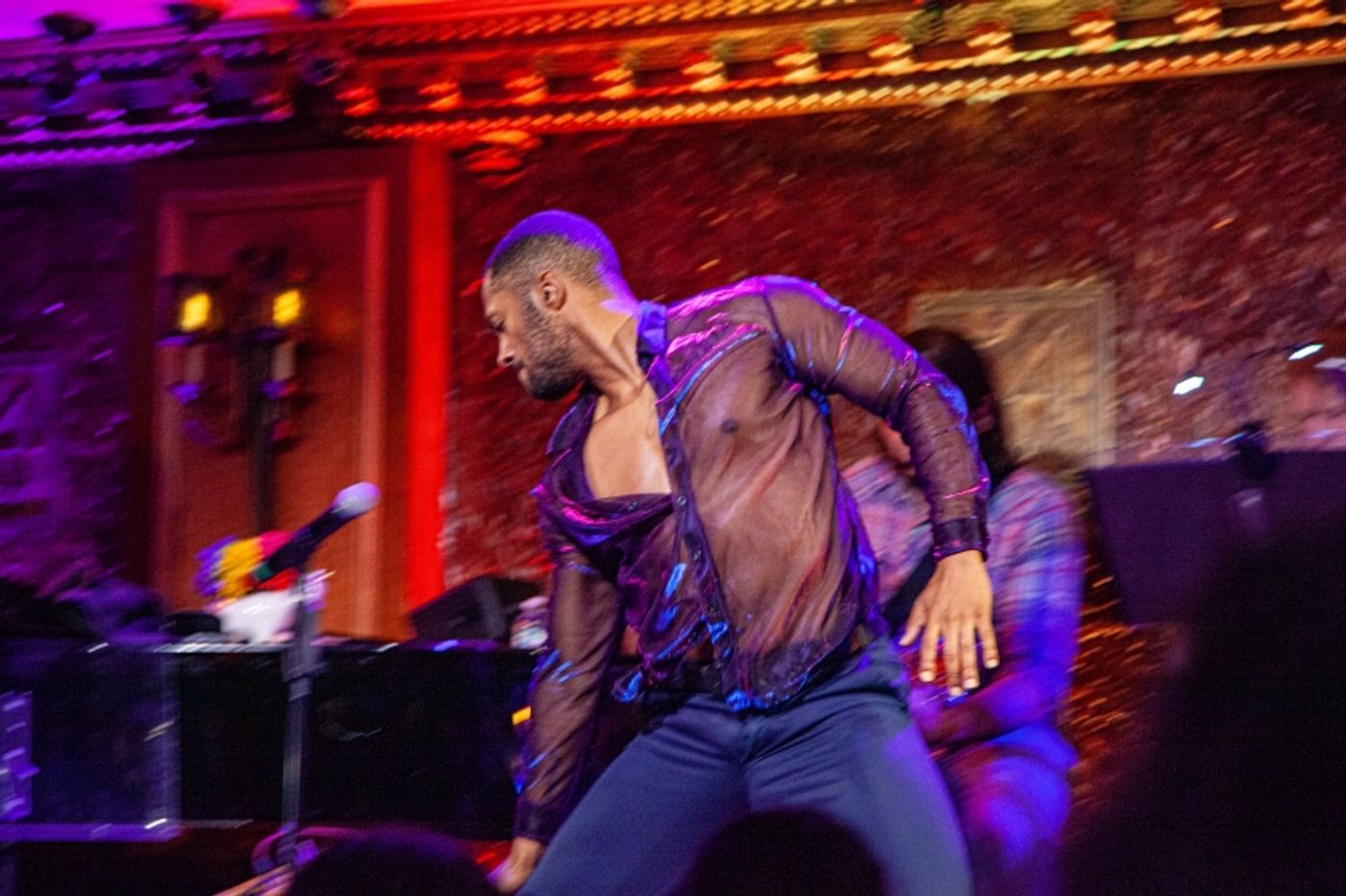 Review: ROUNDTABLE Host and SNL Alum Robert Bannon Kicks Off Pride With ROBERT BANNON'S PRIDE PLAYLIST At 54 Below Review: ROUNDTABLE Host and SNL Alum Robert Bannon Kicks Off Pride With ROBERT BANNON'S PRIDE PLAYLIST At 54 Below Image