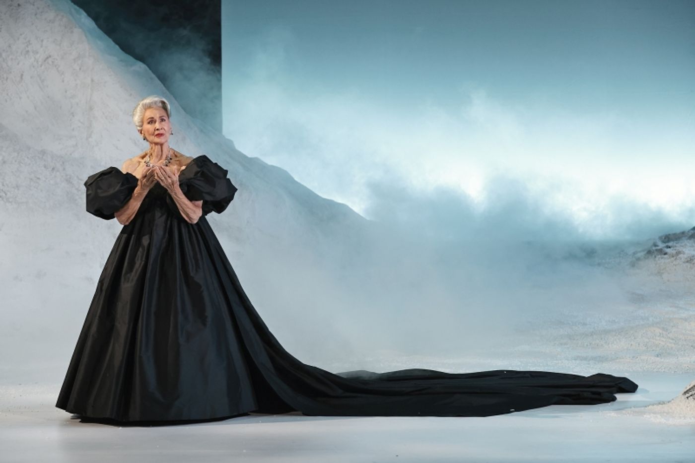 REVIEW: Epic Ambitions Run Parallel The Everyday Aspirations As Two Groups Of Stories, Over A Century Apart Play Out In DO NOT GO GENTLE.  Image