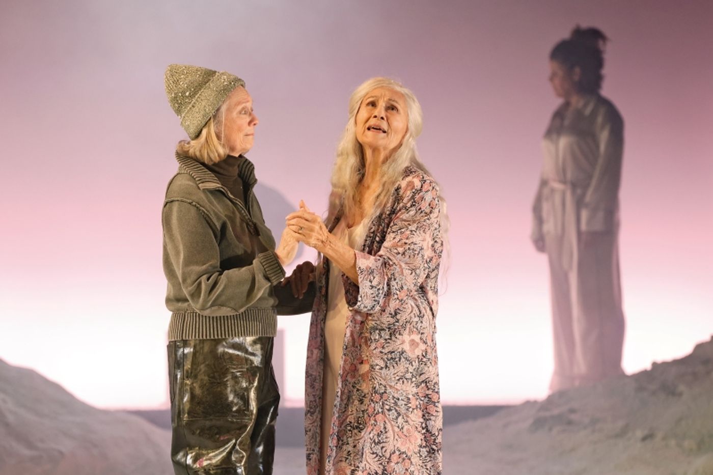 REVIEW: Epic Ambitions Run Parallel The Everyday Aspirations As Two Groups Of Stories, Over A Century Apart Play Out In DO NOT GO GENTLE.  Image
