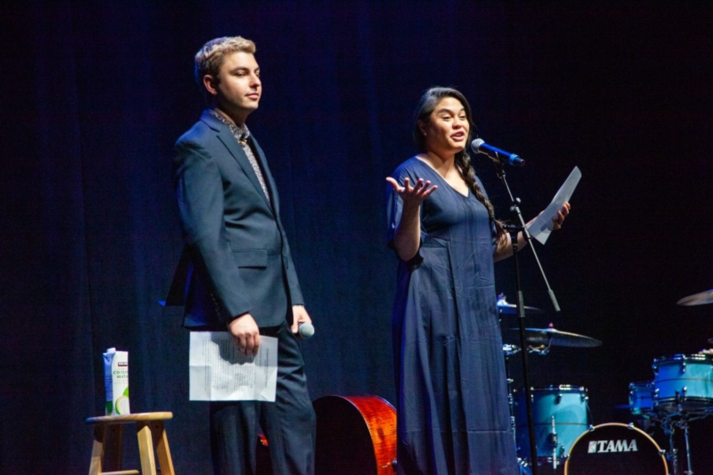 Review: AN EVENING WITH L MORGAN LEE Charms Charming Audience at Newman Mills Theater  Image