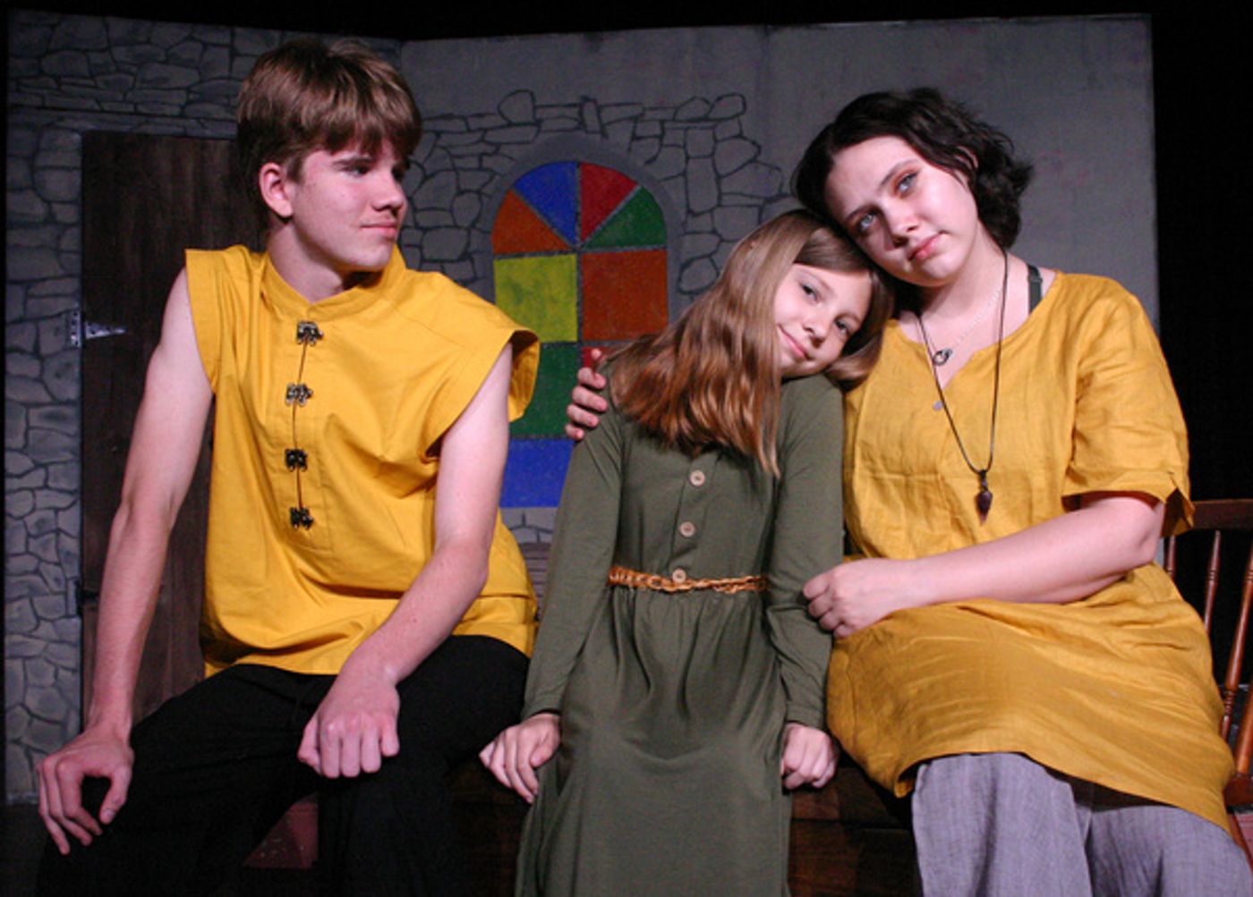 Photos: First Look at The Sauk's GATHERING BLUE  Image