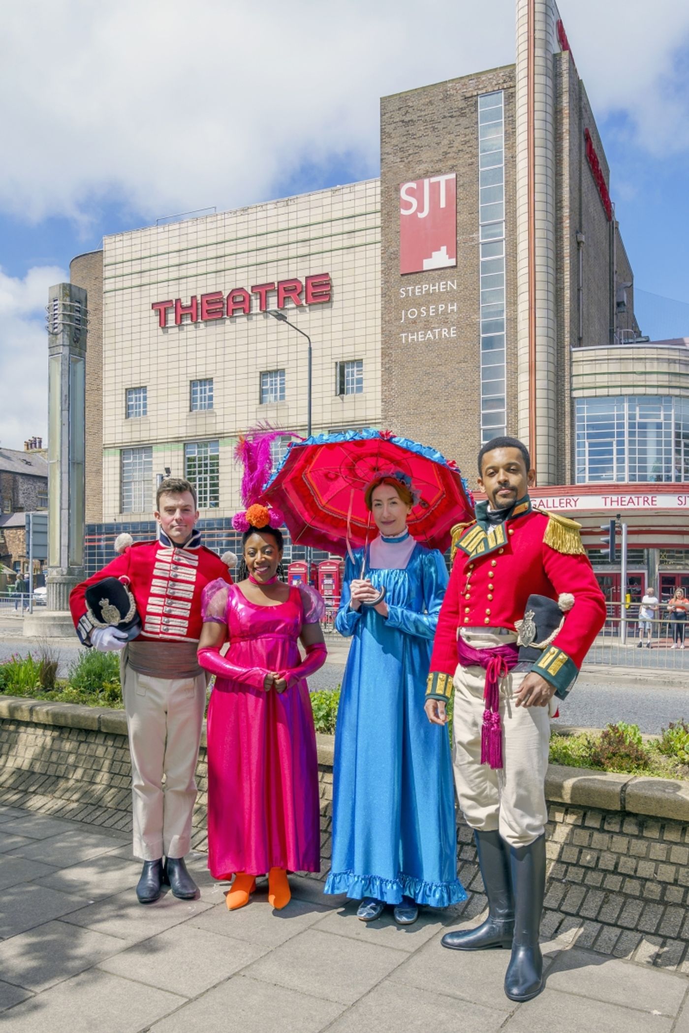 Photos: QUALITY STREET UK Tour; Get a First Look at the Cast  Image
