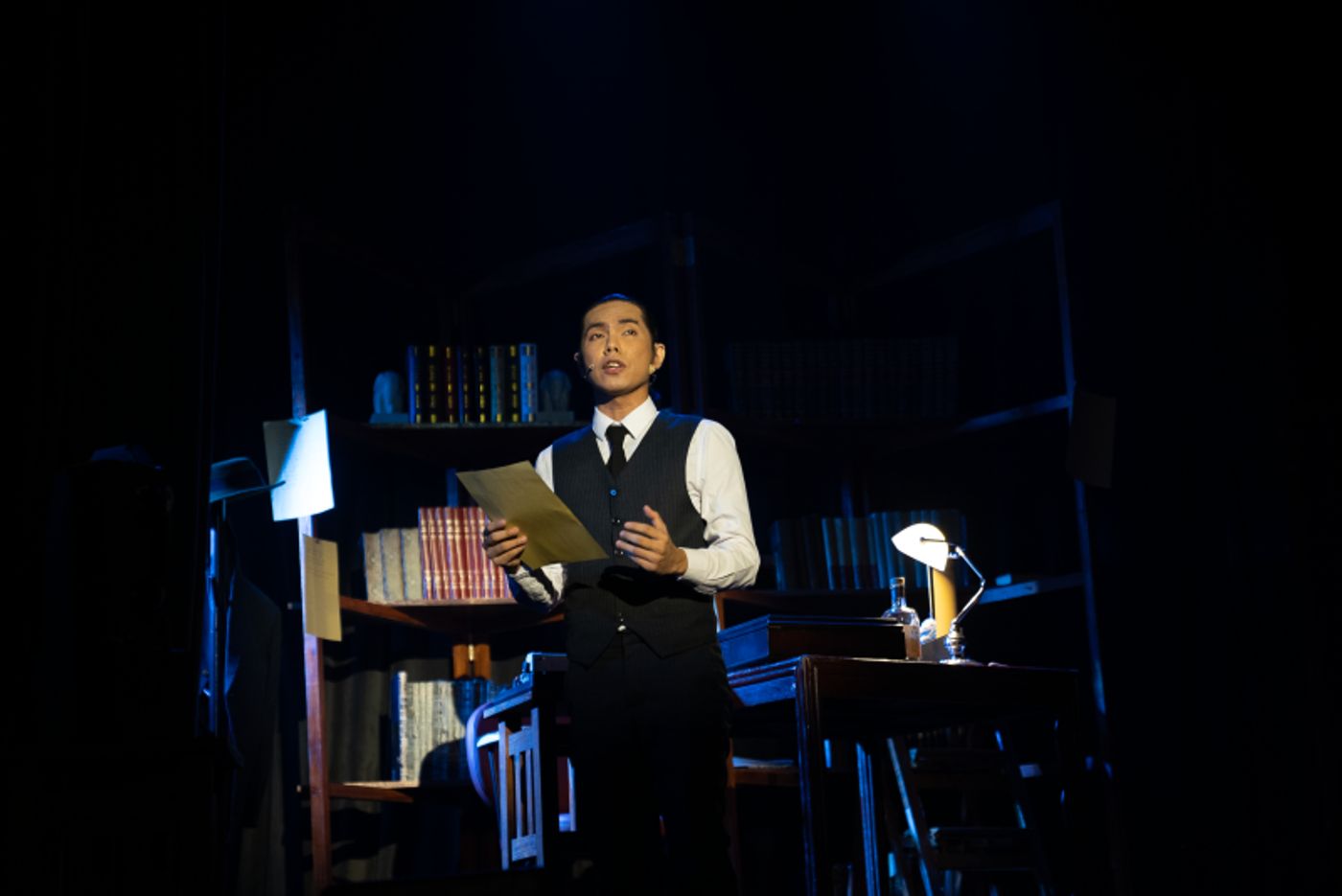 Photos: Yna Cajipe, Emman Casquejo Return to DADDY LONG LEGS in Cebu  Image