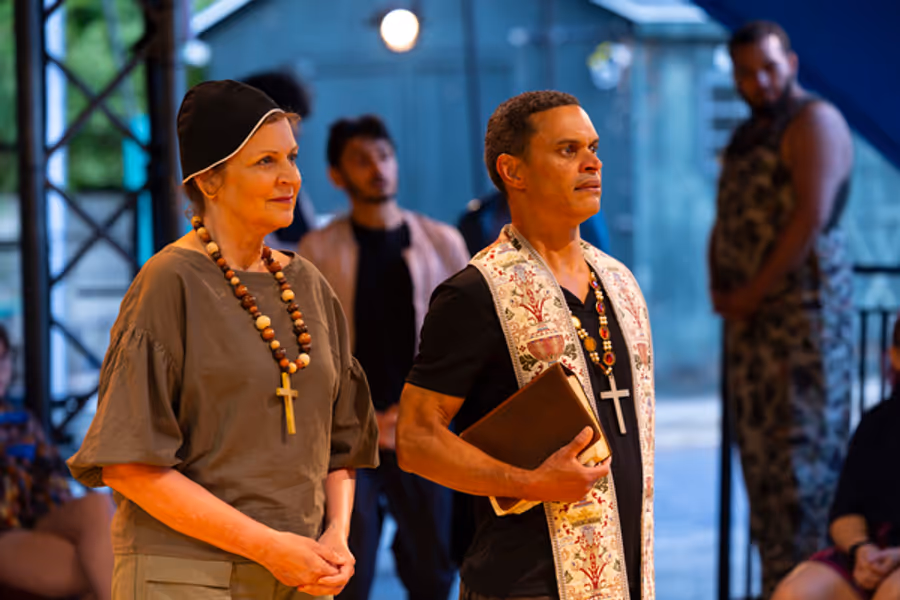 Photos: First Look at HENRY V at Hudson Valley Shakespeare Festival Image