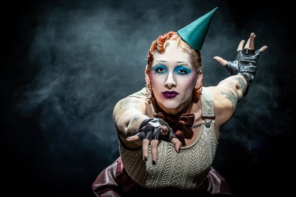 Photos: First Look at Maude Apatow, Mason Alexander Park, and More in CABARET — photo 4 of 9