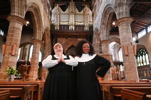 Lizzie Bea and Sandra Marvin @ BroadwayWorld Lizzie Bea and Sandra Marvin Photo