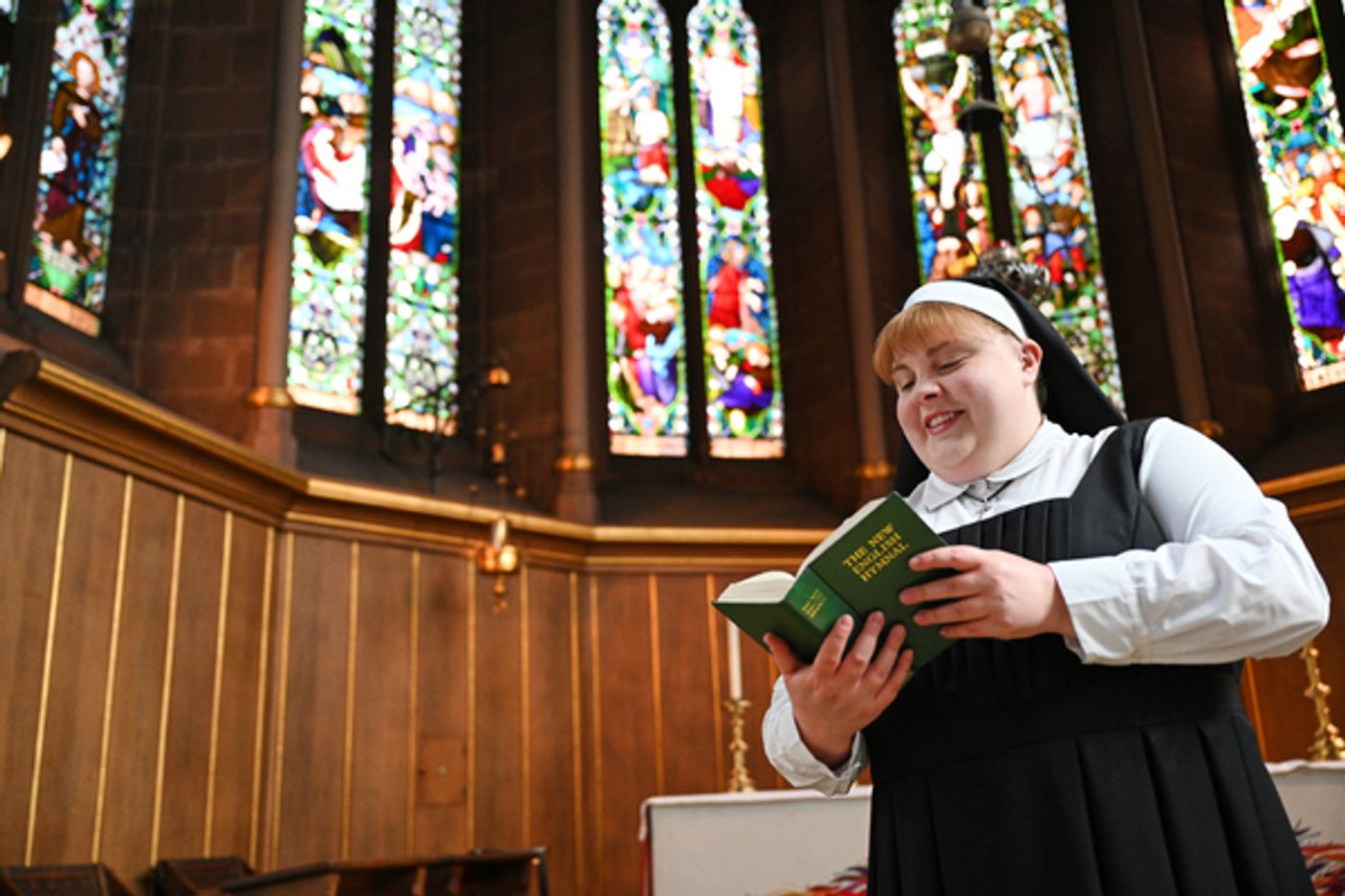 Photos: Stars of SISTER ACT Spread the Love Around Wolverhampton  Image