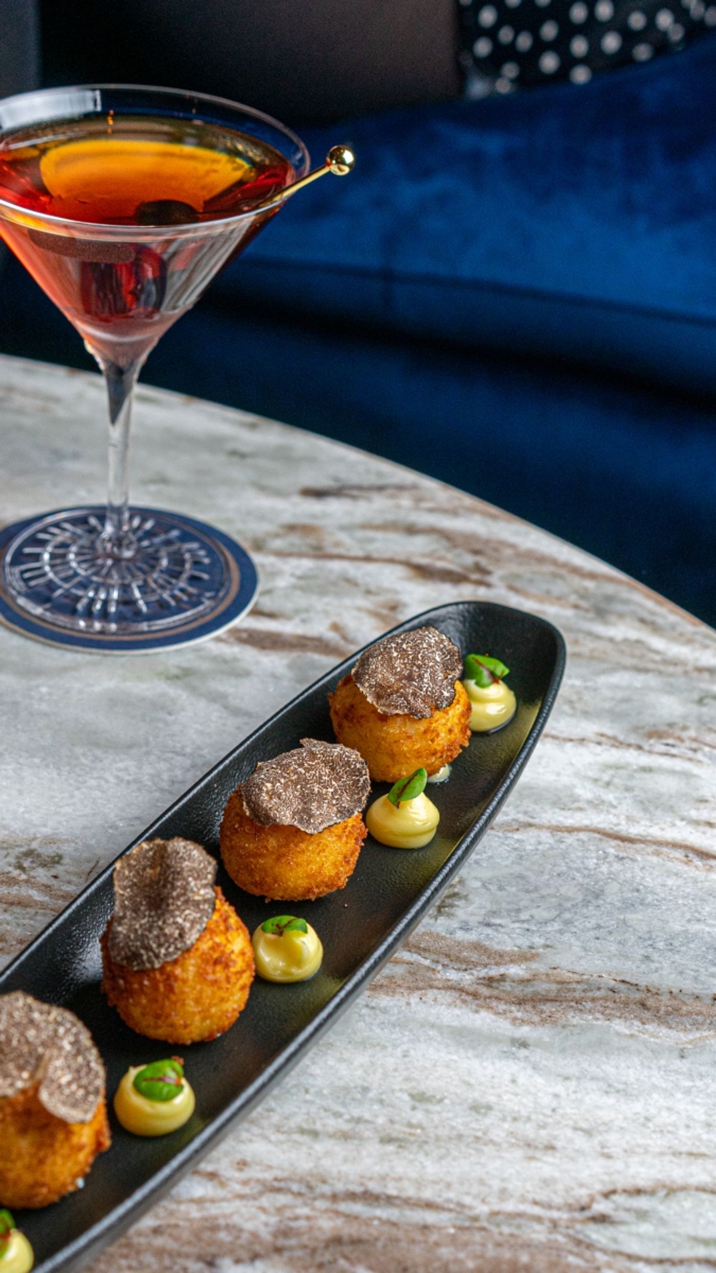 THE WALLACE LOUNGE on the UWS-A Sophisticated Destination for Wonderful Drinks, Light Bites, and Music  Image