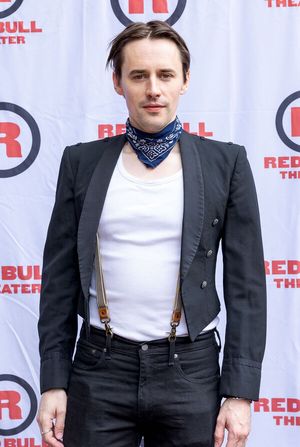 Reeve Carney Photo