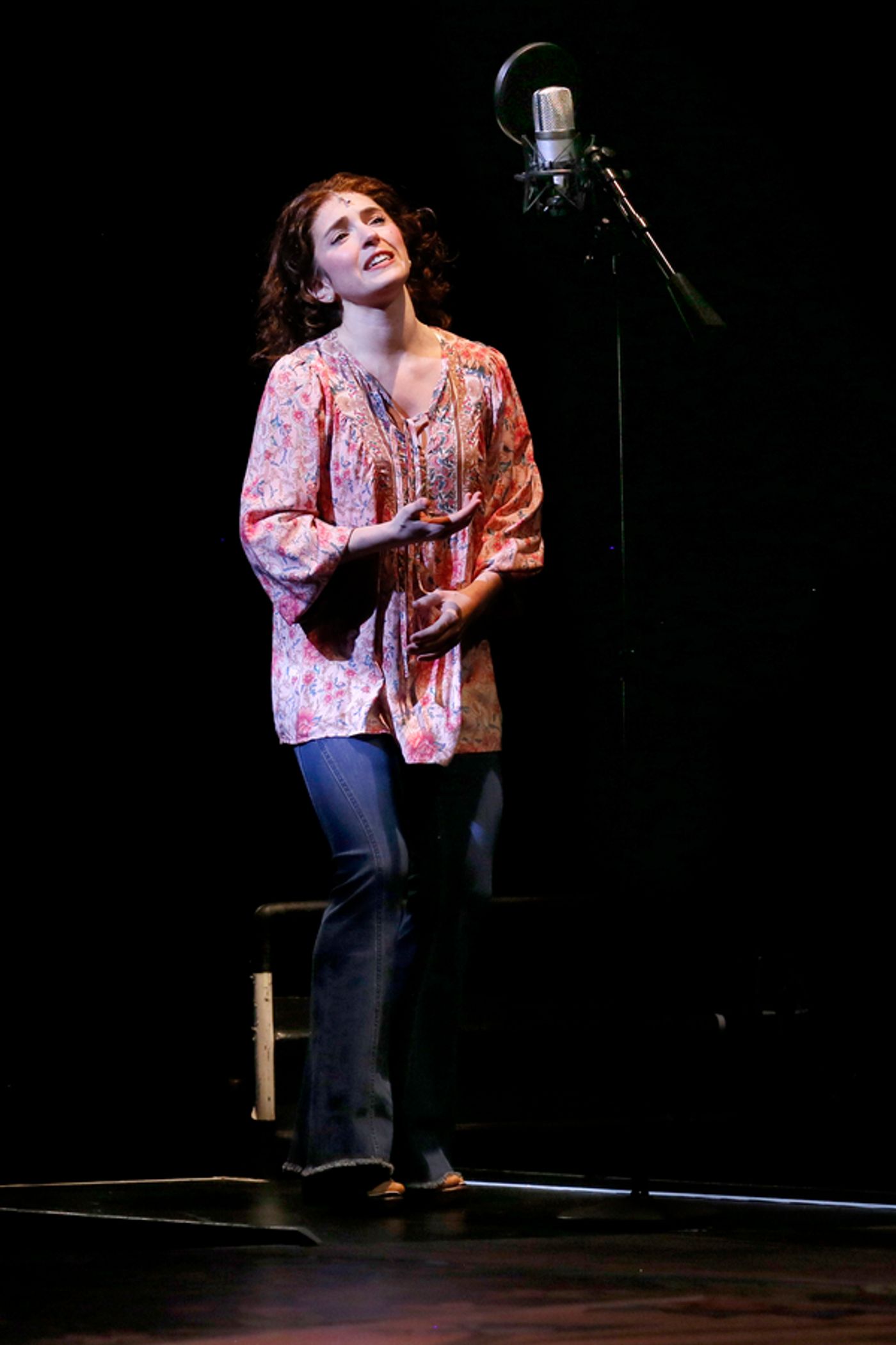 Photos: First Look At BEAUTIFUL – THE CAROLE KING MUSICAL At North Shore Music Theatre  Image