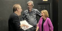 First Look At The Chicago Premiere of BEING SEEN At The Den Theatre