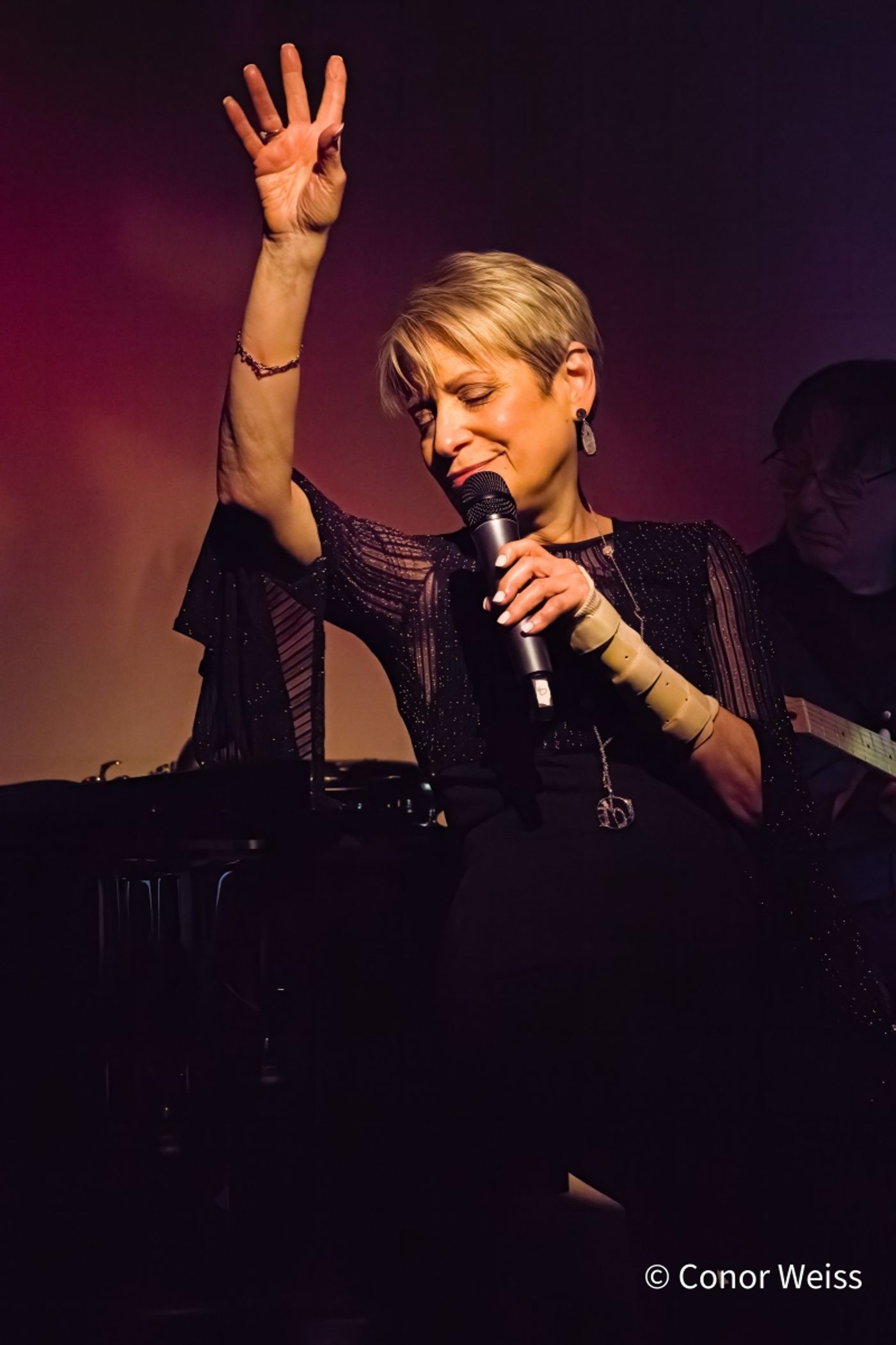 Photos: Award Winner Goldie Dver Premieres BRIDGES at Don't Tell Mama Photos: Award Winner Goldie Dver Premieres BRIDGES at Don't Tell Mama Image