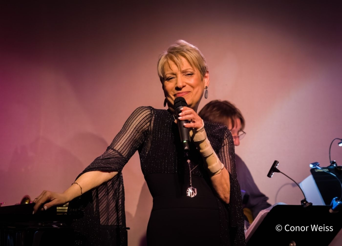 Photos: Award Winner Goldie Dver Premieres BRIDGES at Don't Tell Mama Photos: Award Winner Goldie Dver Premieres BRIDGES at Don't Tell Mama Image