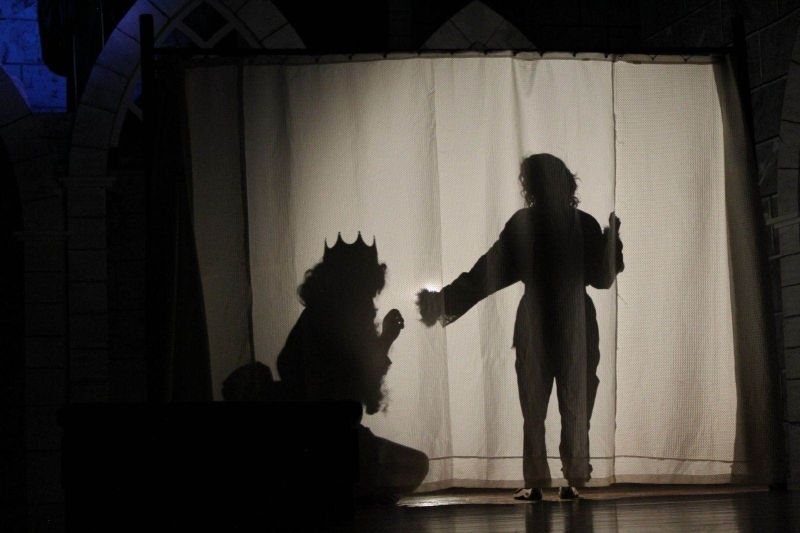 Review: WILLIAM SHAKESPEARE'S HAMLET at TWIN LAKES PLAYHOUSE  Image