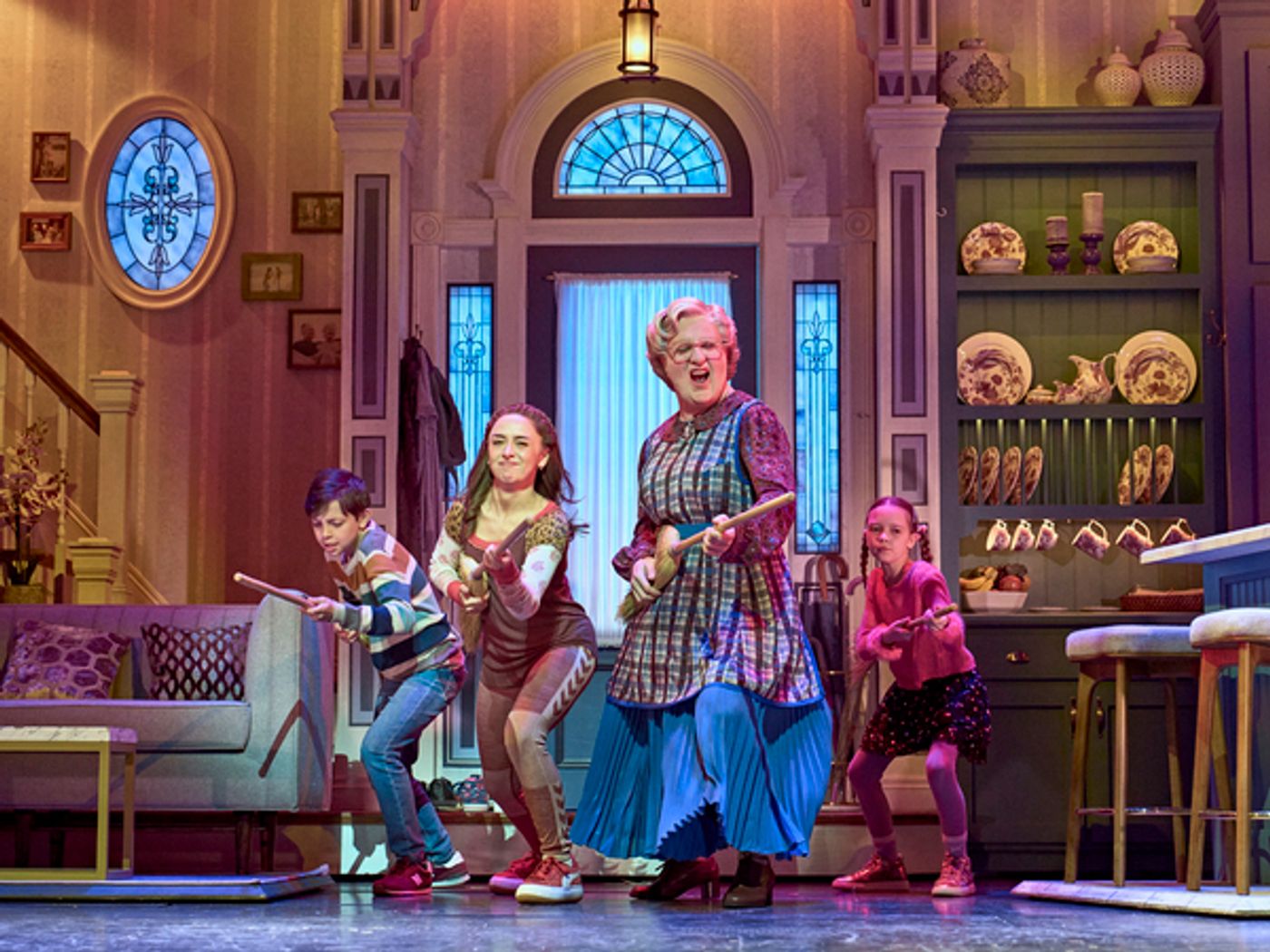 Photos: First Look At MRS. DOUBTFIRE in London's West End  Image
