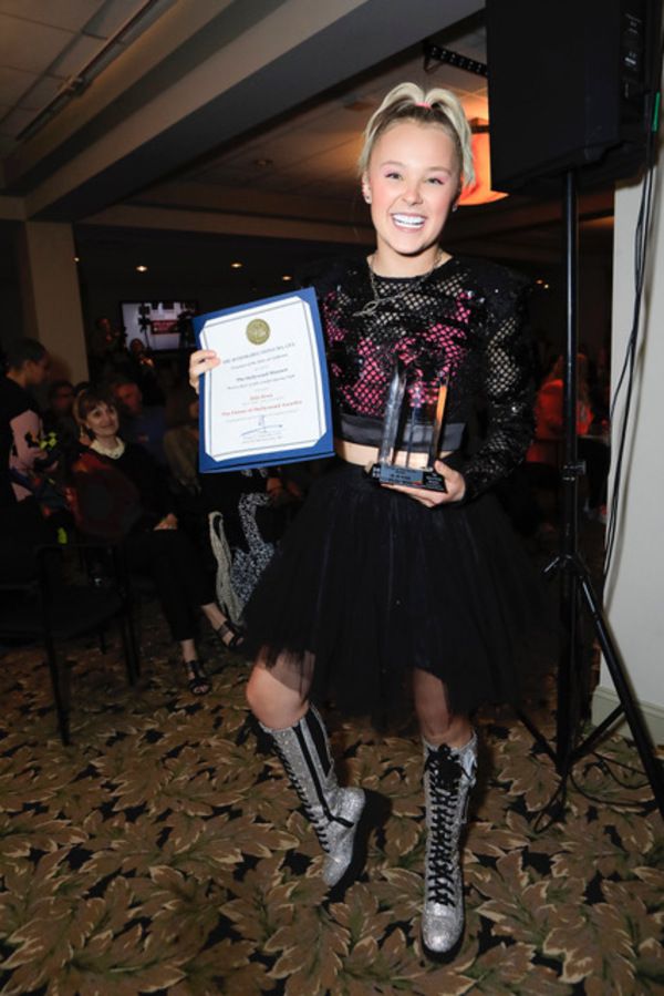 Photos: See Raven Symone, Michael Feinstein, Lorna Luft, JoJo Siwa & More at the 10th Annual Real To Reel Honors  Image