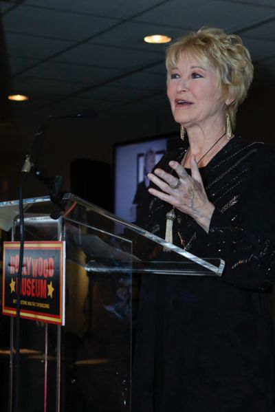 Dee Wallace Photo