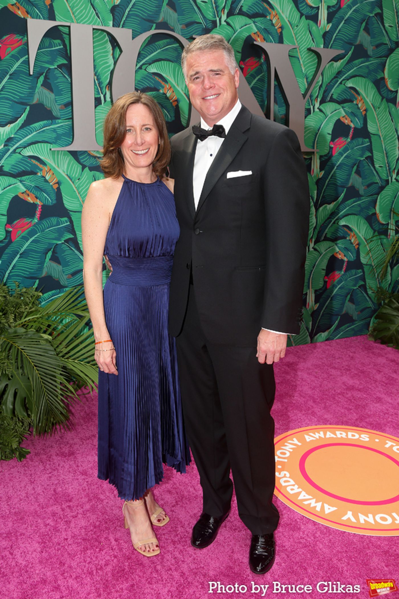 Photos: Broadway's Brightest Stars Hit the Red Carpet at the 2023 Tony Awards  Image