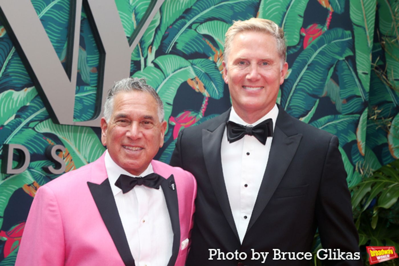 Photos: Broadway's Brightest Stars Hit the Red Carpet at the 2023 Tony Awards  Image