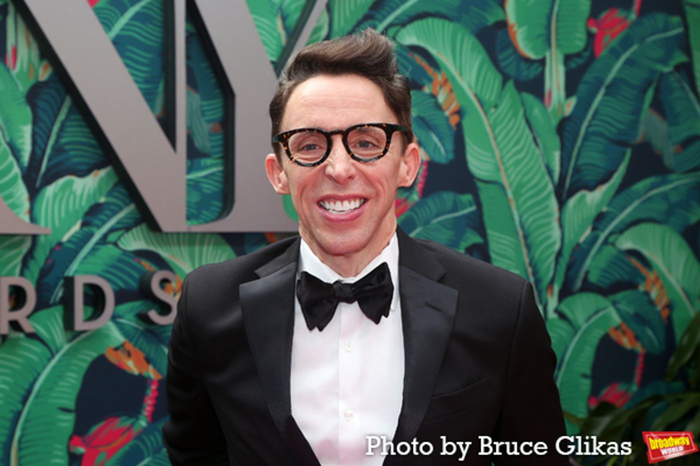 Photos: Broadway's Brightest Stars Hit the Red Carpet at the 2023 Tony Awards  Image
