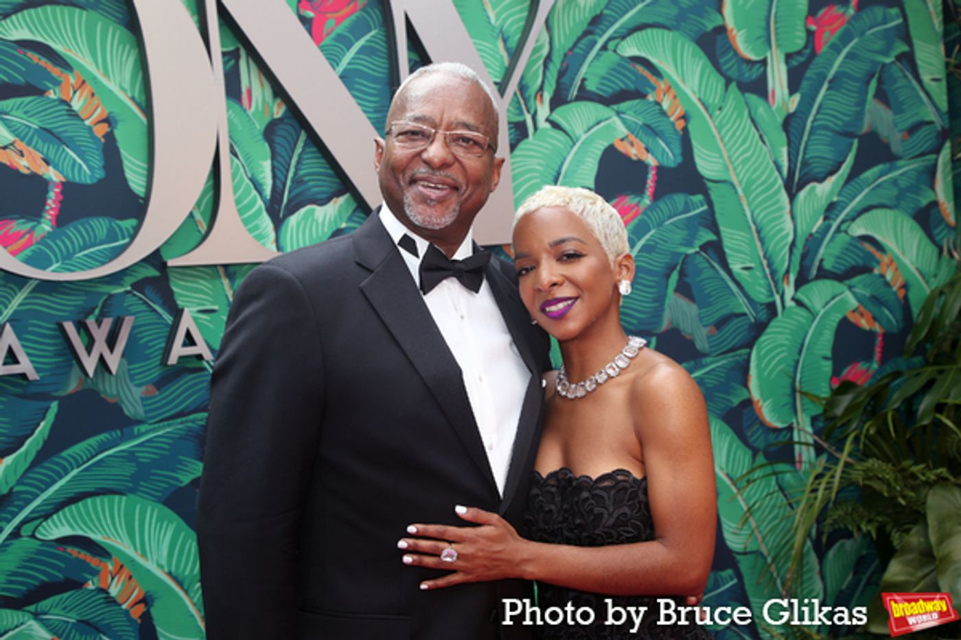 Photos: Broadway's Brightest Stars Hit the Red Carpet at the 2023 Tony Awards  Image