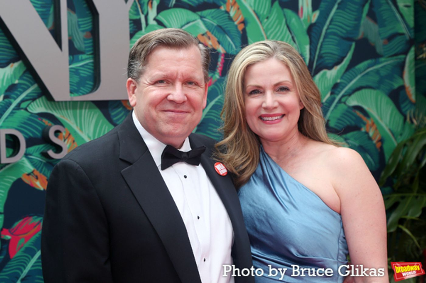 Photos: Broadway's Brightest Stars Hit the Red Carpet at the 2023 Tony Awards  Image