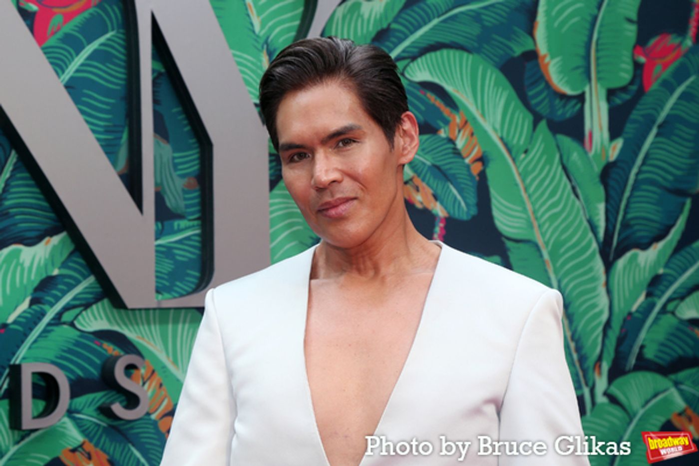 Photos: Broadway's Brightest Stars Hit the Red Carpet at the 2023 Tony Awards  Image