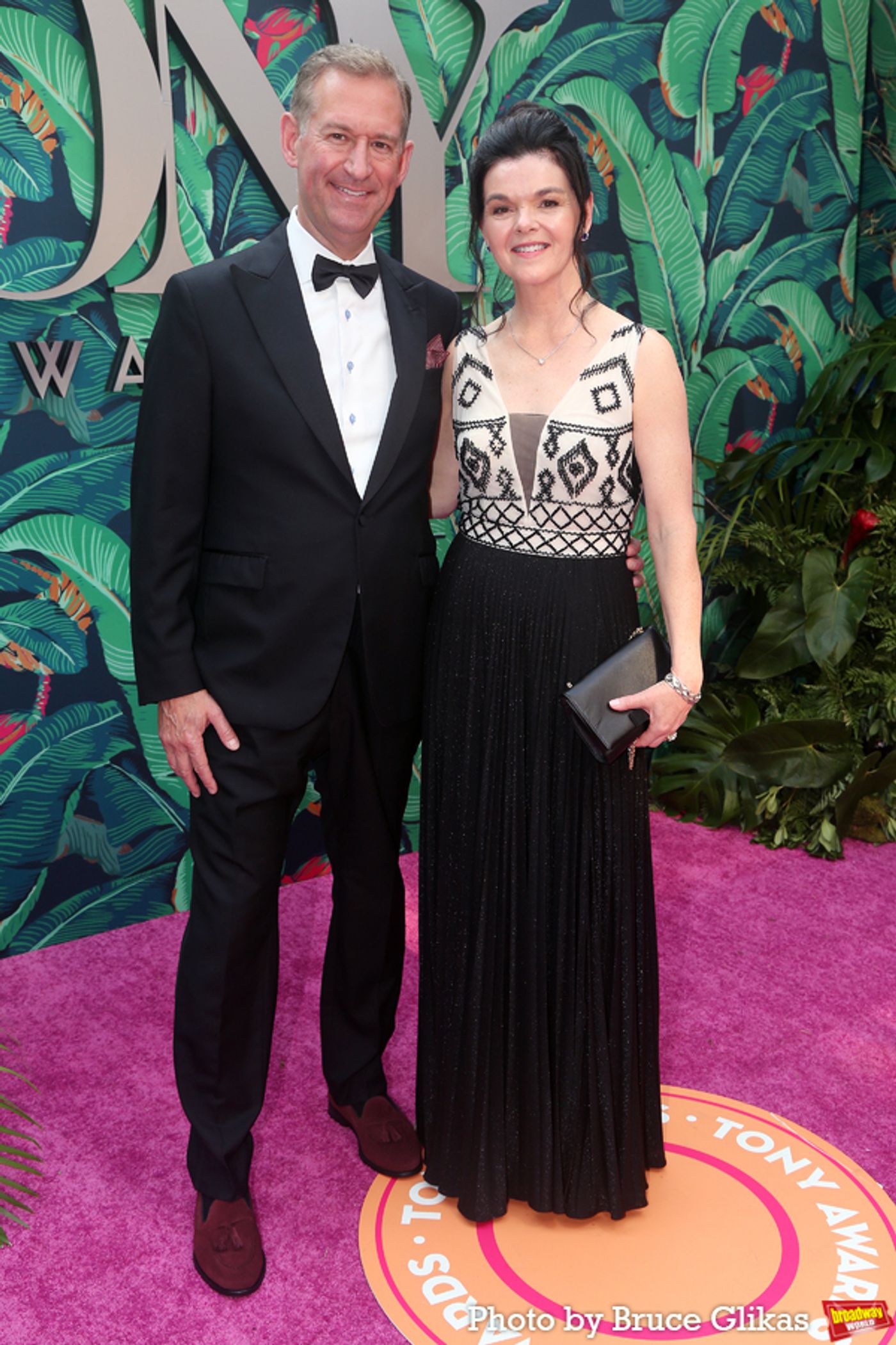 Photos: Broadway's Brightest Stars Hit the Red Carpet at the 2023 Tony Awards  Image