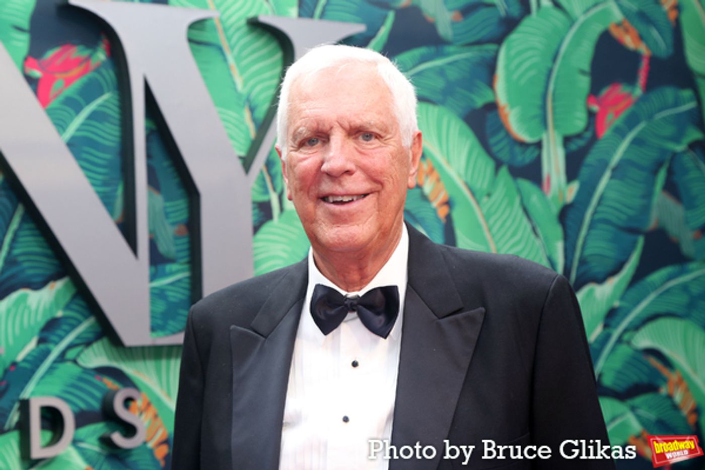 Photos: Broadway's Brightest Stars Hit the Red Carpet at the 2023 Tony Awards  Image