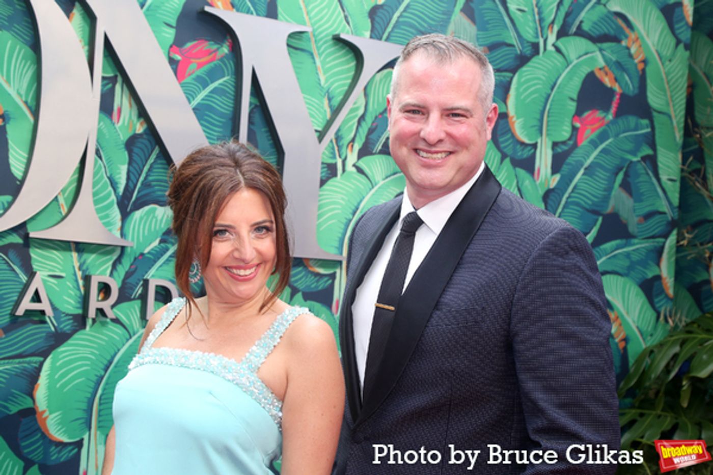 Photos: Broadway's Brightest Stars Hit the Red Carpet at the 2023 Tony Awards  Image