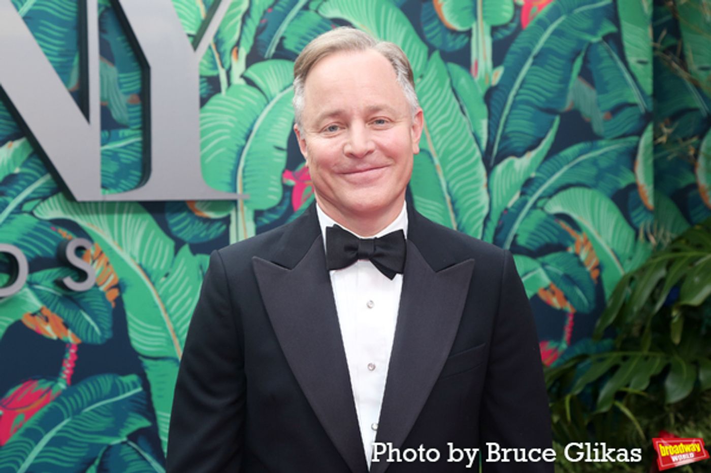 Photos: Broadway's Brightest Stars Hit the Red Carpet at the 2023 Tony Awards  Image