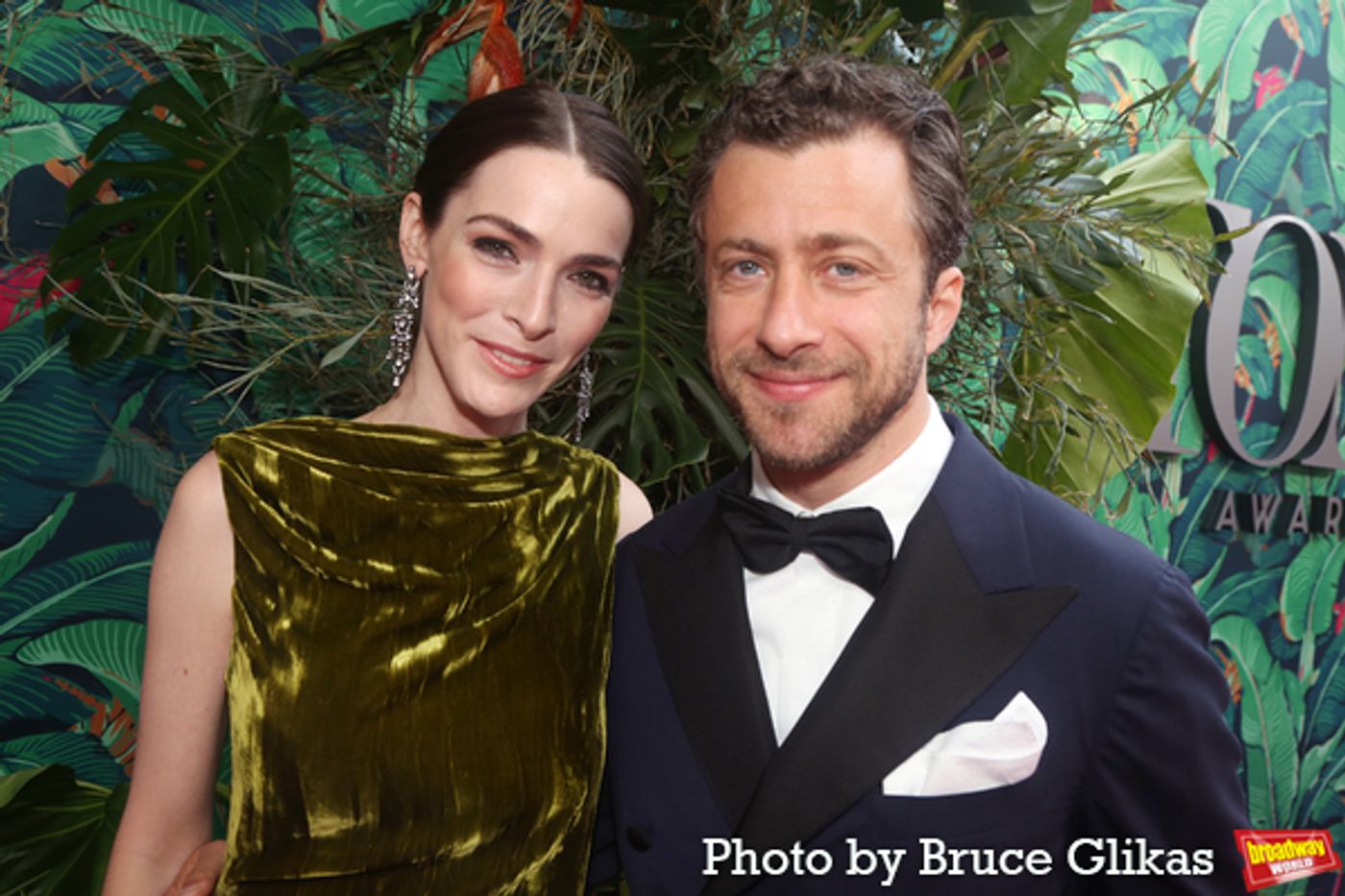 Photos: Broadway's Brightest Stars Hit the Red Carpet at the 2023 Tony Awards  Image