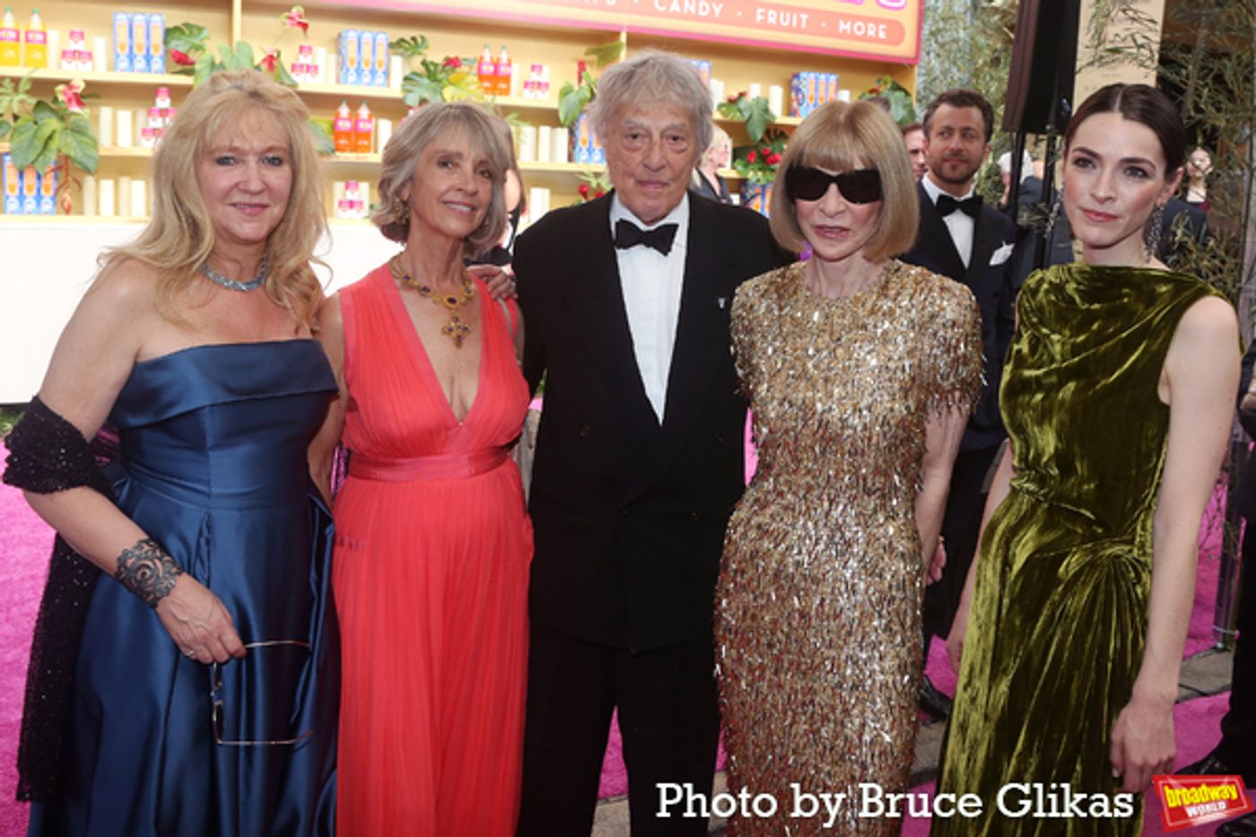 Photos: Broadway's Brightest Stars Hit the Red Carpet at the 2023 Tony Awards  Image